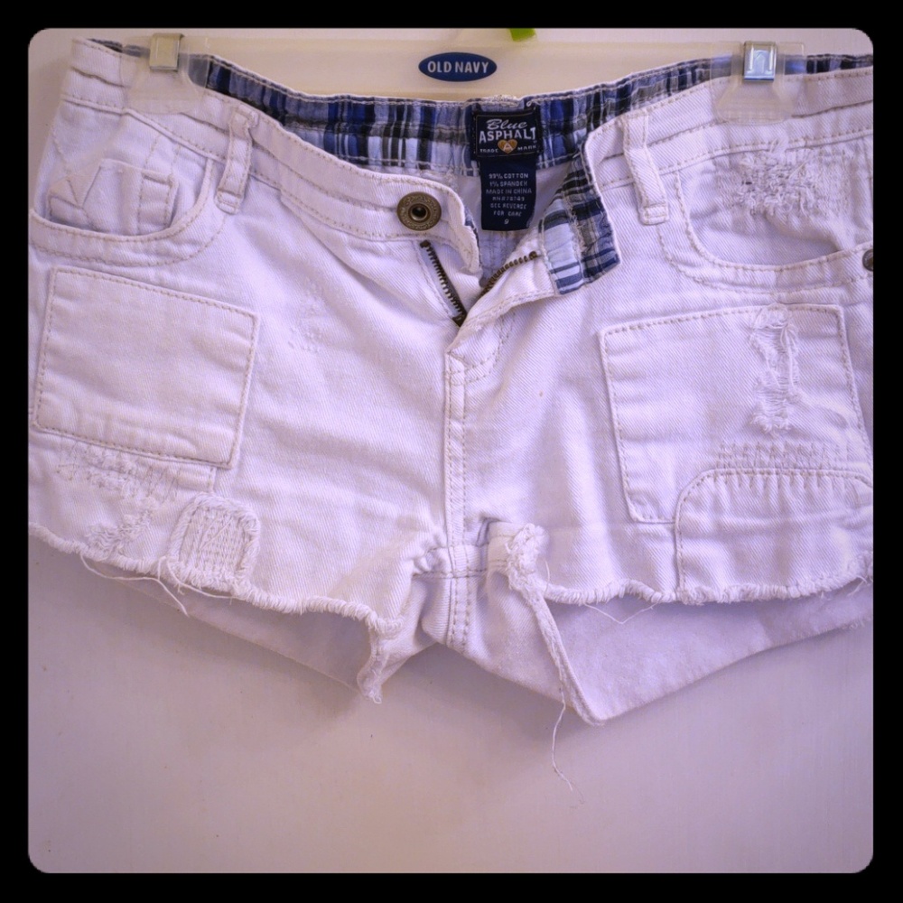 Blue asphalt White Jean shorts